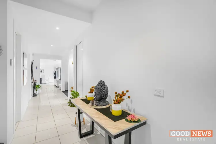 Second view of Homely house listing, 17 Taworri Crescent, Werribee VIC 3030