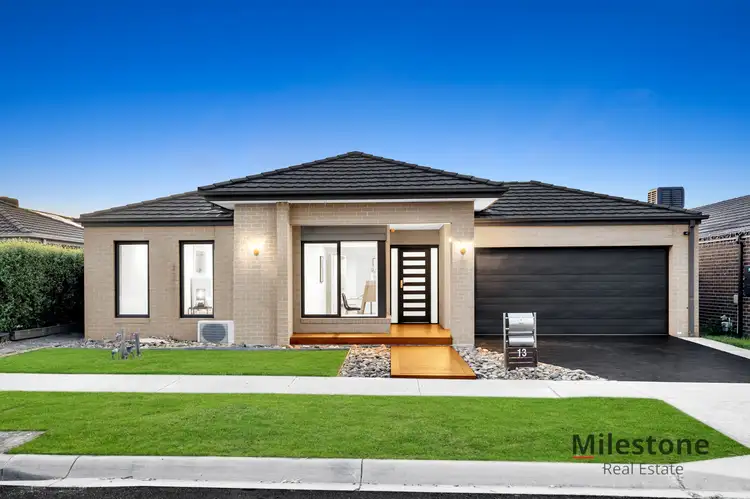 13 Rock Daisy Drive, Cranbourne West VIC 3977