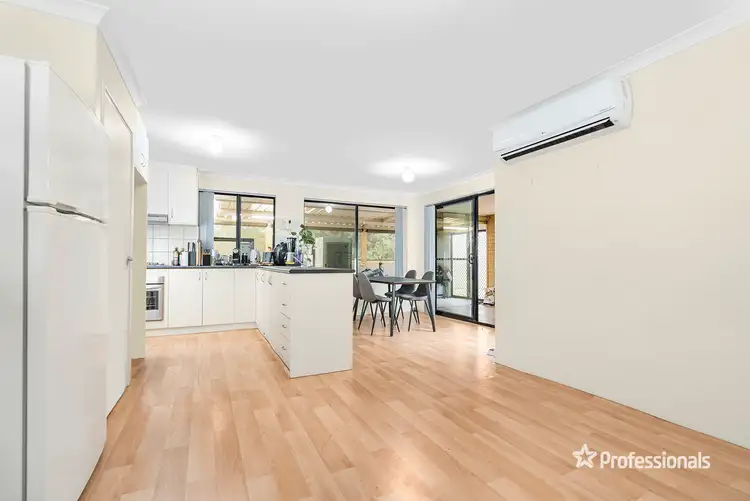 Fifth view of Homely house listing, 7 Paula Maslen Place, Mount Tarcoola WA 6530