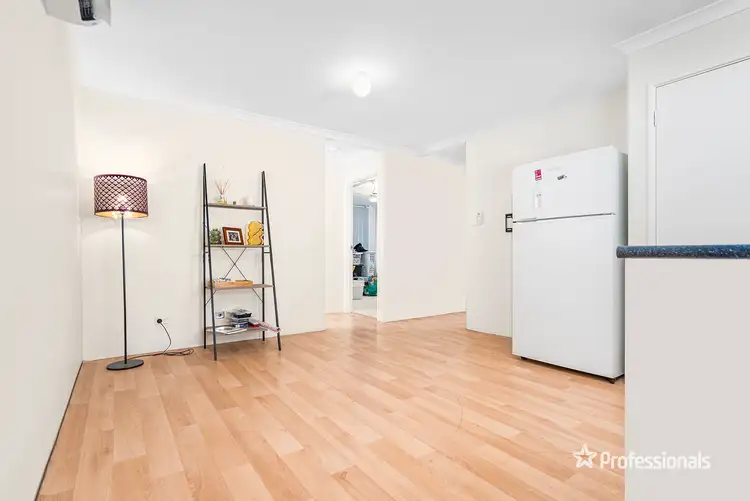 Sixth view of Homely house listing, 7 Paula Maslen Place, Mount Tarcoola WA 6530
