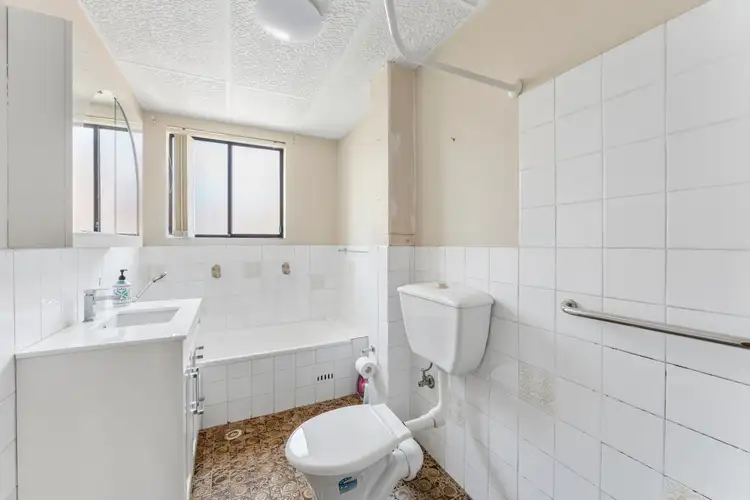 Fifth view of Homely apartment listing, 27/112-134 Hall Street, Bondi Beach NSW 2026