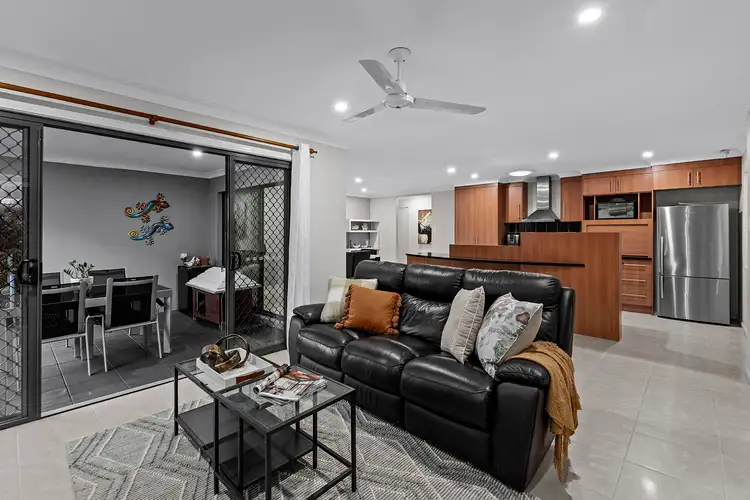 Fifth view of Homely house listing, 1 Daphne Place, Wakerley QLD 4154