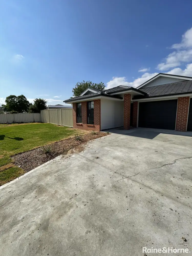 Main view of Homely house listing, 1/4 Flemming Crescent, West Tamworth NSW 2340
