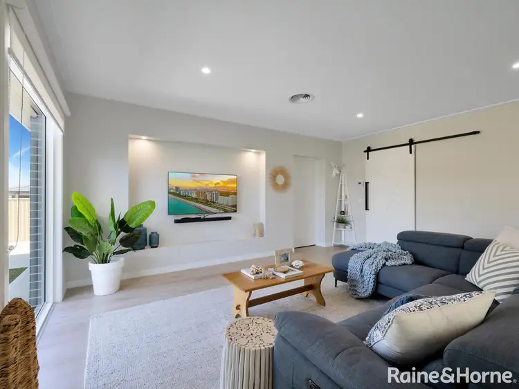 Fifth view of Homely house listing, 10 Cain Drive, Kelso NSW 2795