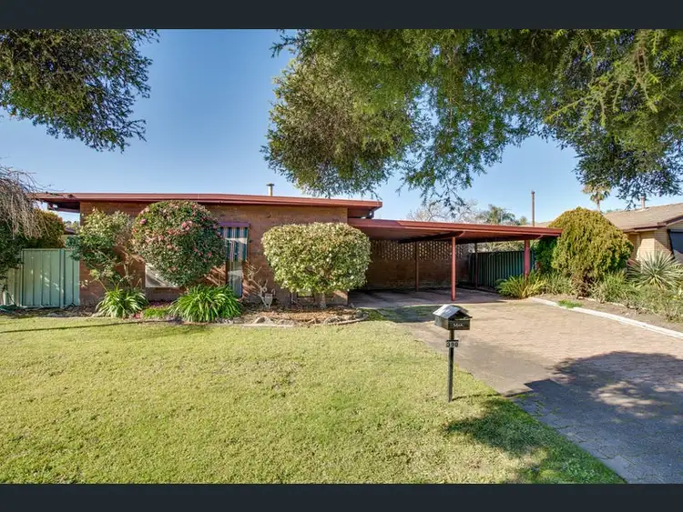 390 Dale Crescent, Lavington NSW 2641