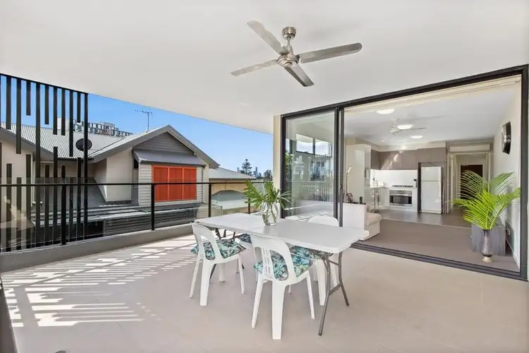 Fifth view of Homely apartment listing, 4/20 Queens Road, Taringa QLD 4068