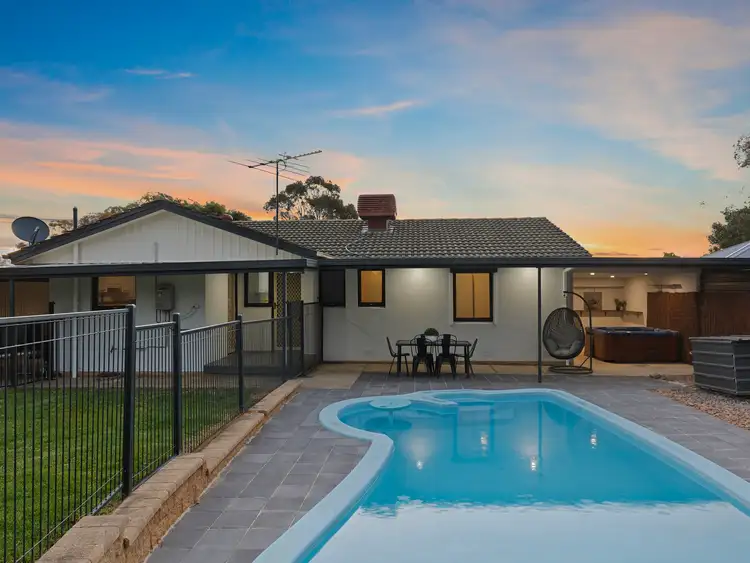 Second view of Homely house listing, 10 Simeon Crescent, Morphett Vale SA 5162