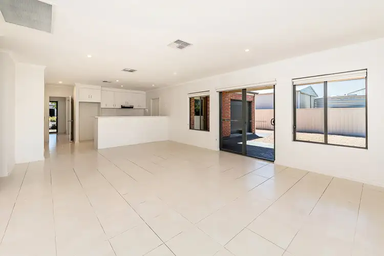 Fifth view of Homely house listing, 11 Dashwood Circuit, Strathalbyn SA 5255