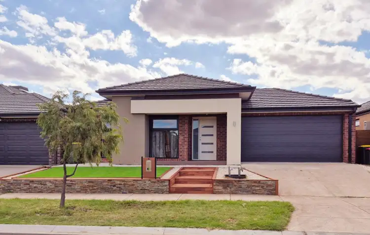 9 Sugarlea Street, Manor Lakes VIC 3024