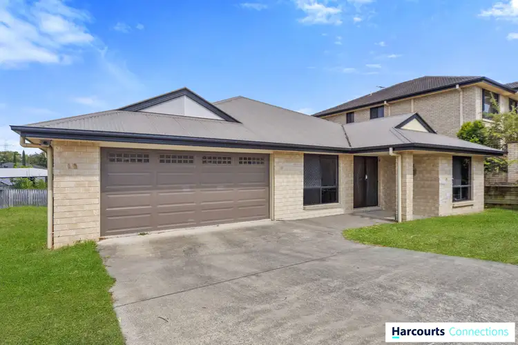8 Chevron Close