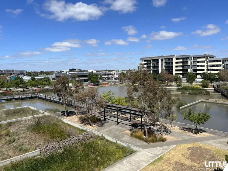 25/2 Monckton Place, Caroline Springs VIC 3023
