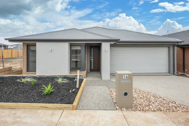 14 Cattlecrossing Way