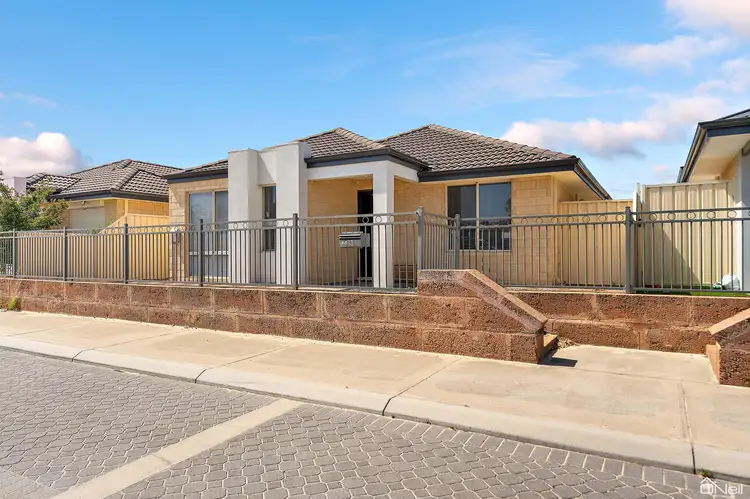 13 Thrive Terrace, Seville Grove WA 6112