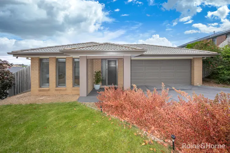 13 Cannington Grove, Sunbury VIC 3429