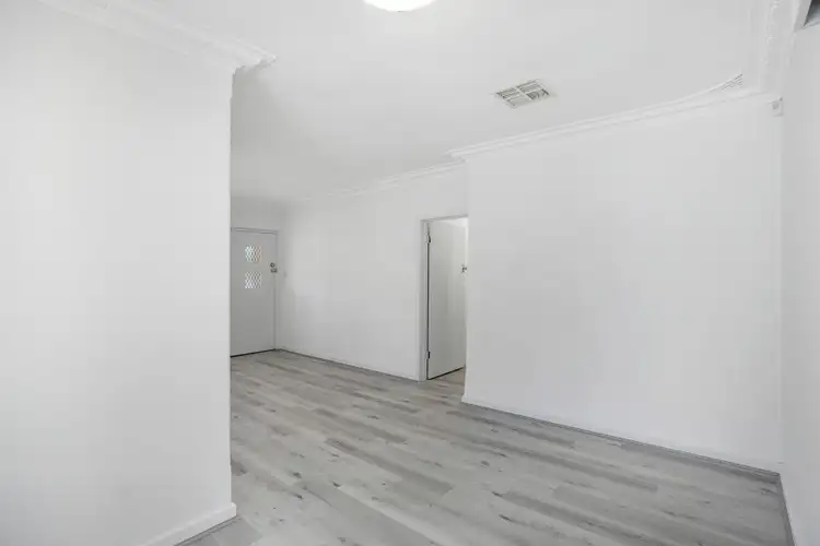 Sixth view of Homely house listing, 287 Hardey Road, Cloverdale WA 6105