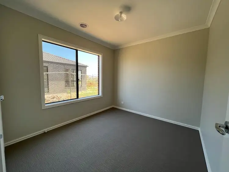 Fifth view of Homely house listing, 22 Southlands Loop, Strathtulloh VIC 3338