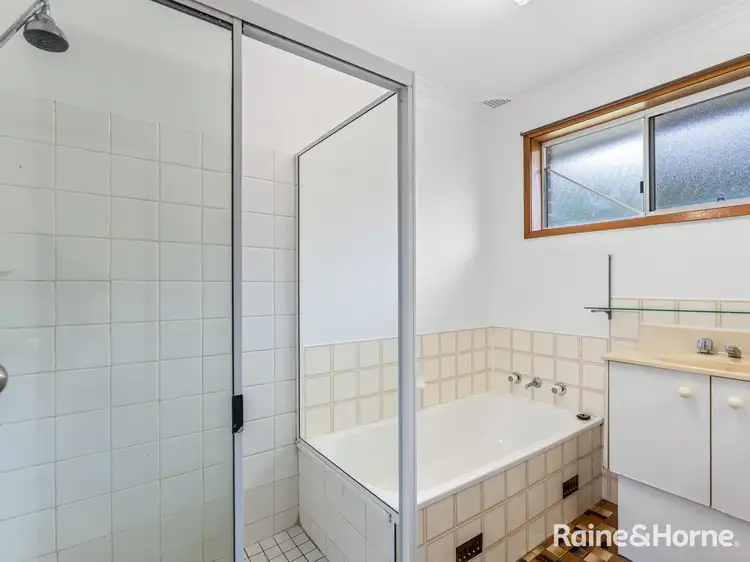 Fifth view of Homely semi-detached listing, 2/253 Brisbane Water Drive, West Gosford NSW 2250