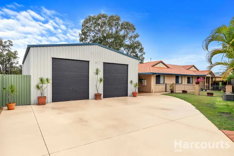 8 Skinner Crescent, Urangan QLD 4655