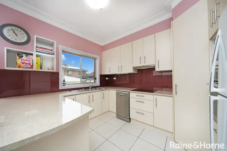 Fifth view of Homely semi-detached listing, 2/27 Laurina Avenue, Helensburgh NSW 2508