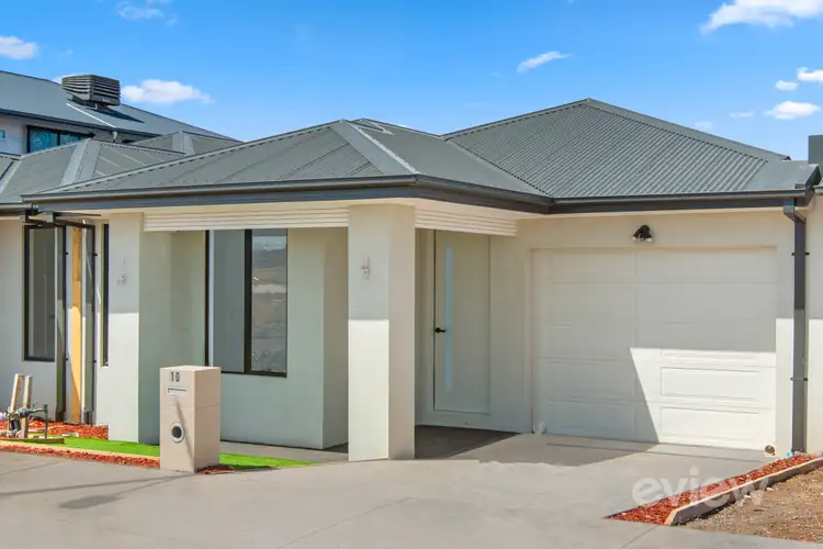 10 Meredith Street, Mambourin VIC 3024