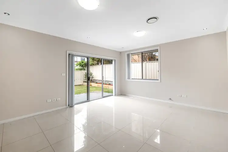 Second view of Homely villa listing, 5/118 Rooty Hill Road North, Rooty Hill NSW 2766