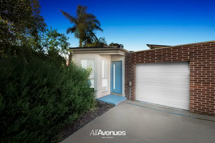 Main view of Homely unit listing, 2/14 Cook Court, Cranbourne North VIC 3977