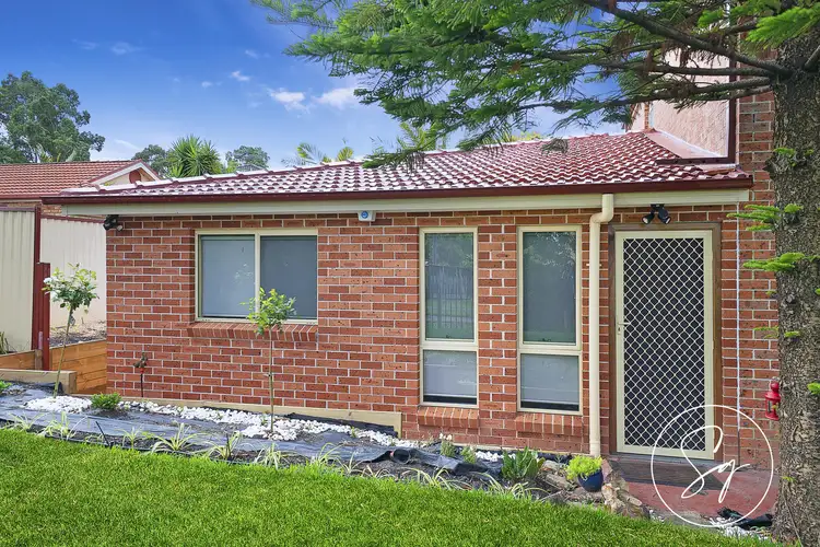 19A Cobblers  Close