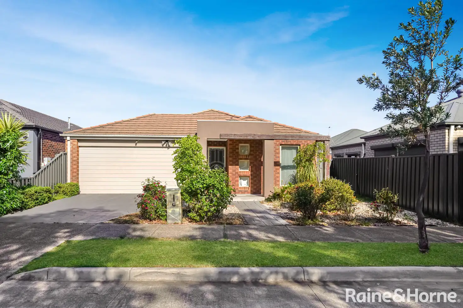Main view of Homely house listing, 39 Kinglake Crescent, Craigieburn VIC 3064