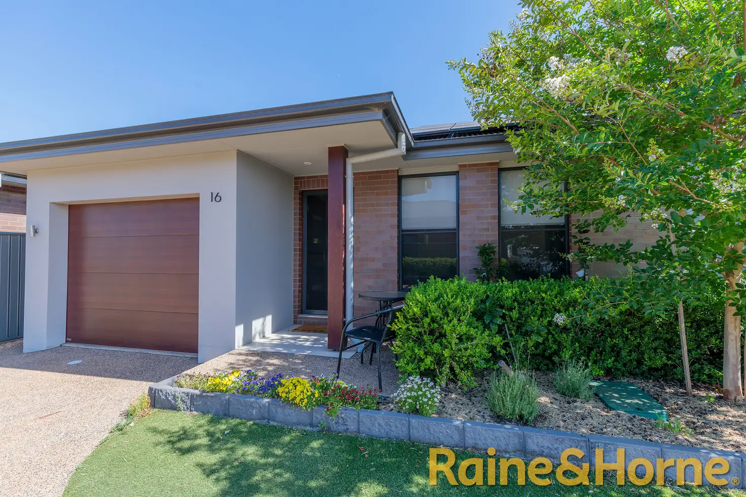 Main view of Homely villa listing, 16 Fountain Circuit, Dubbo NSW 2830