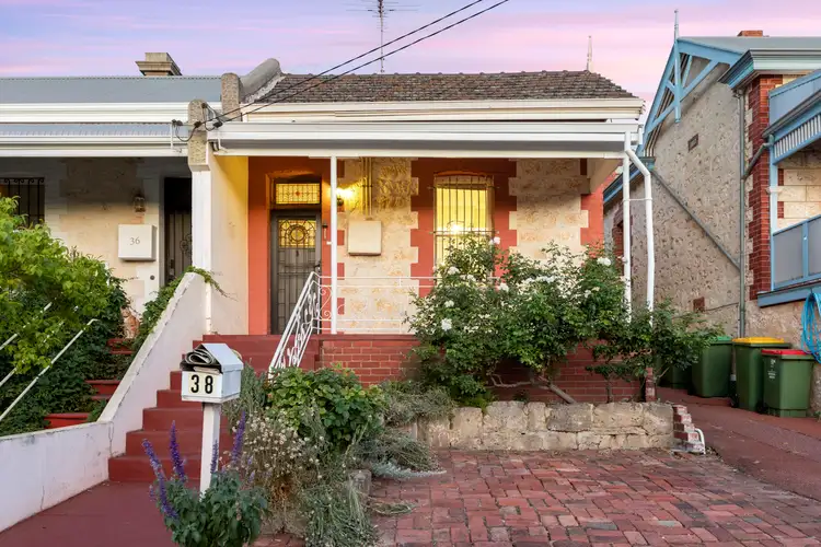 38 Attfield Street, Fremantle WA 6160