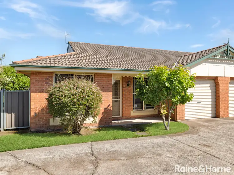 Main view of Homely unit listing, 4/174 Keppel Street, Bathurst NSW 2795