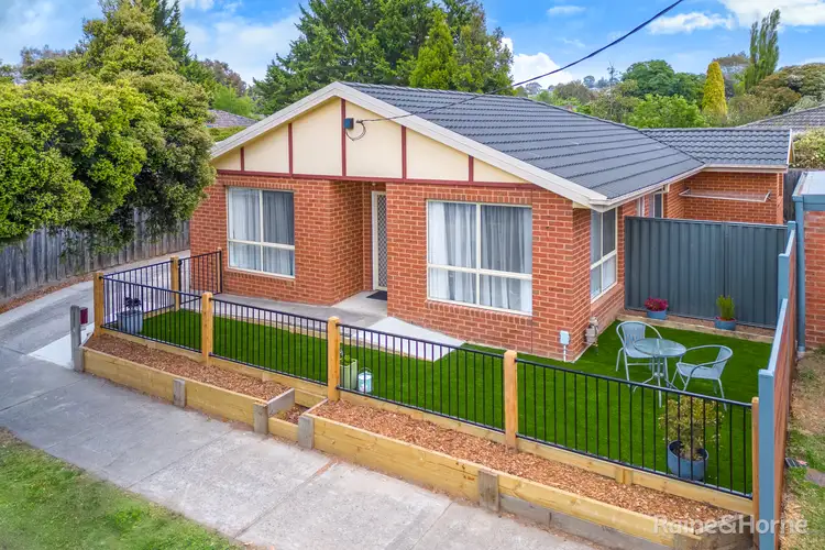 25 Lindsay avenue, Sunbury VIC 3429