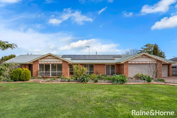 1 Wimera Close