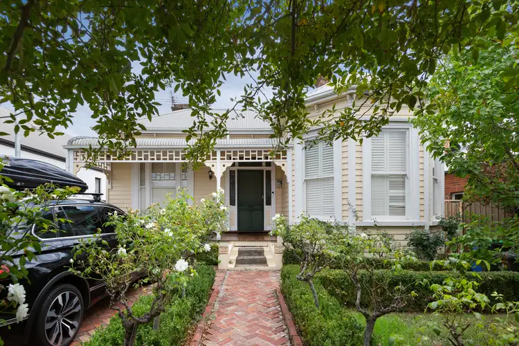 18 Loch Street, Hawthorn East VIC 3123