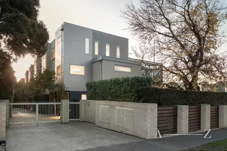 1/6 Summerhill Road, Glen Iris VIC 3146