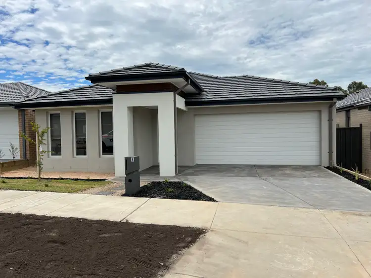 8 Silverstar Street