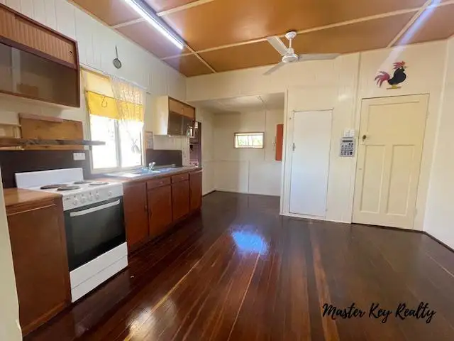 16 Beresford Street, Proston QLD 4613