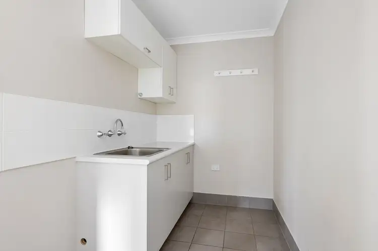 Sixth view of Homely townhouse listing, 9/4 Rule Court, Somerville WA 6430