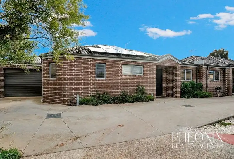 Main view of Homely house listing, 1/17 Claire Way, Tarneit VIC 3029