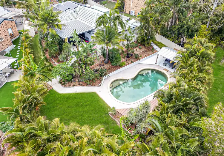 11 Tocumwal Court, Helensvale QLD 4212