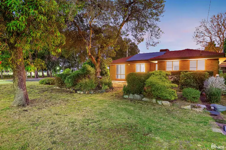 2 Chidzey Drive, Seville Grove WA 6112