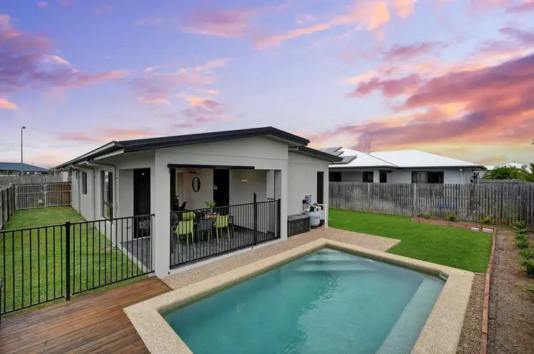 9 Barnfield Street, Mount Low QLD 4818
