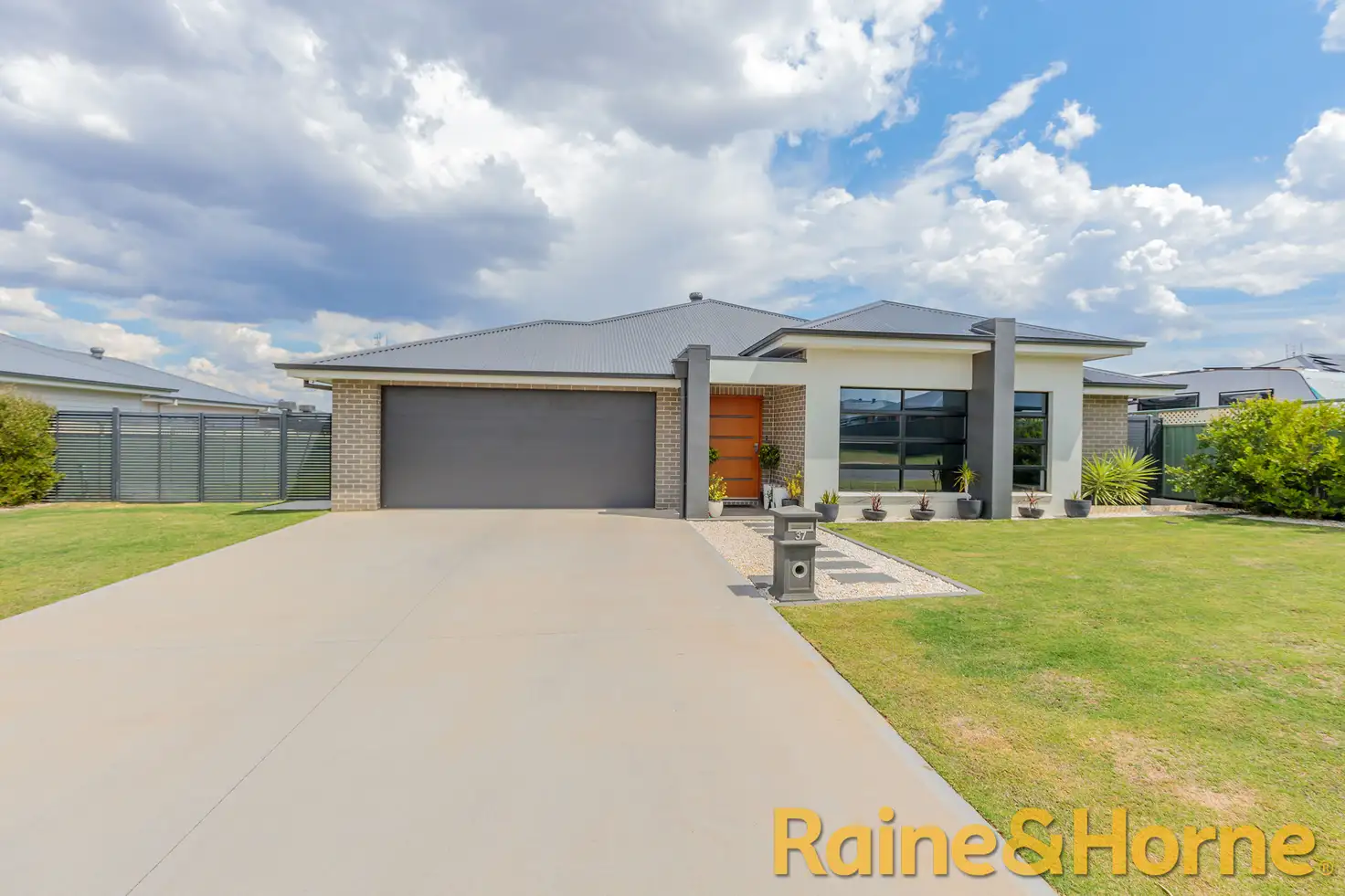 Main view of Homely house listing, 37 Holmwood Drive, Dubbo NSW 2830
