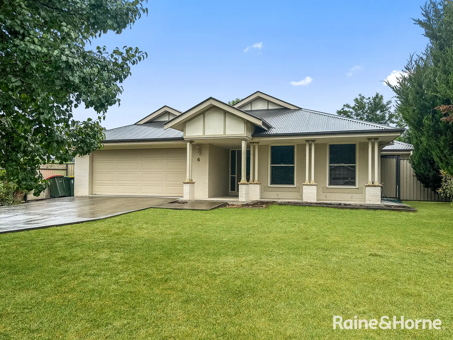 Main view of Homely house listing, 4 Huntingdale Close, Robin Hill NSW 2795