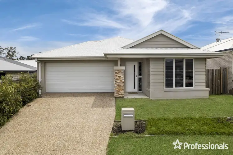 4 Finch Circuit, Flagstone QLD 4280