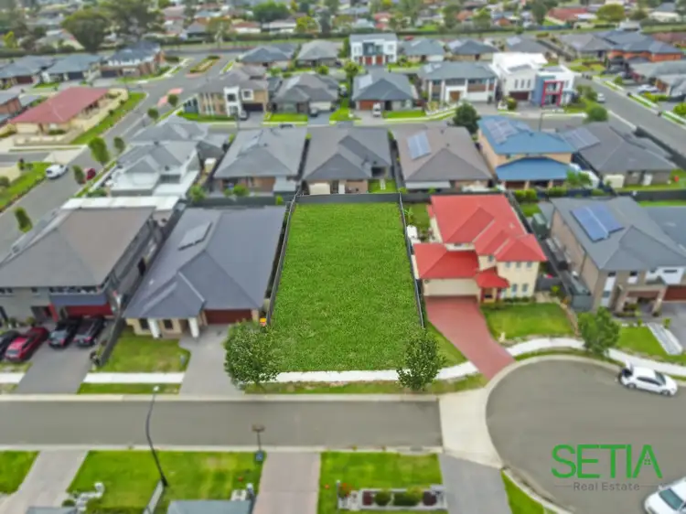 8 Celle Place, Plumpton NSW 2761