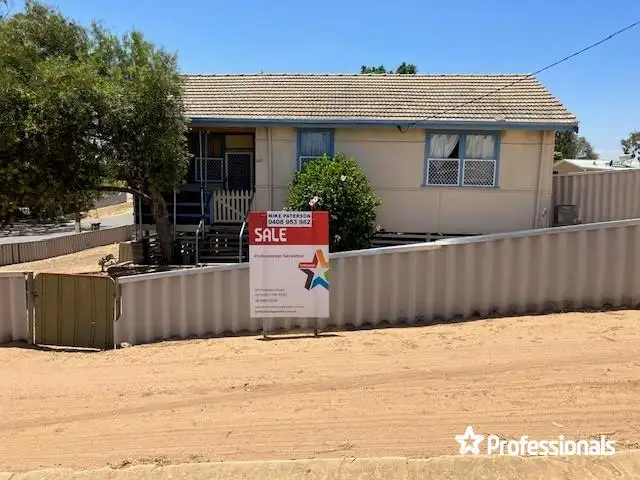 317 Banksia Street, Rangeway WA 6530