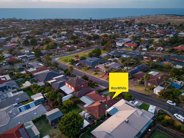 Fifth view of Homely house listing, 40 Oakvale Way, Hallett Cove SA 5158