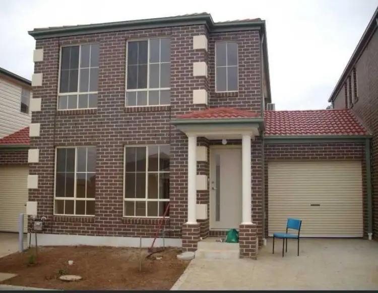 8/41-45 Gretel Grove, Melton VIC 3337