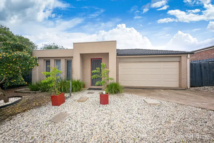 4 Agar Place, Sunbury VIC 3429